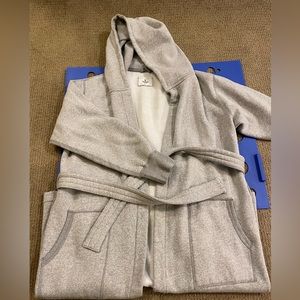 Reigning Champ Tiger Fleece Hooded Robe